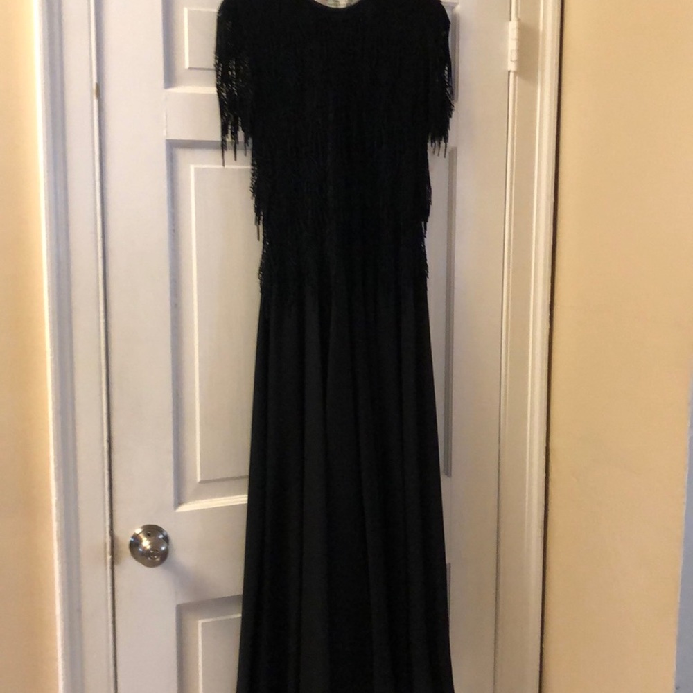 Fit and flare Gown - Picture 2 of 4